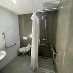 Hi Parque Nacoes - De Juventude Hostel *