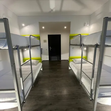 Hi Parque Nacoes - De Juventude * Lisbon